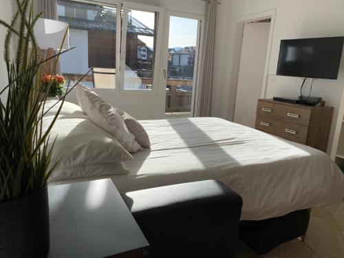 Apartment near Laax Lake photo 2