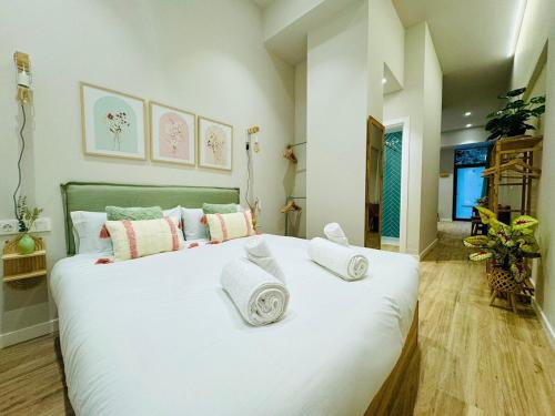 Cozy & Stylish Loft near City Center