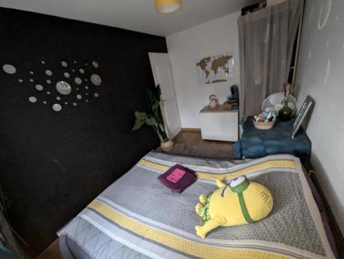 Chambre privée avec espaces partagés chez la famille d'Anthony