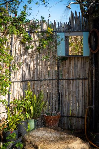 Taman di luar Su Pinnettu Casa Vacanza