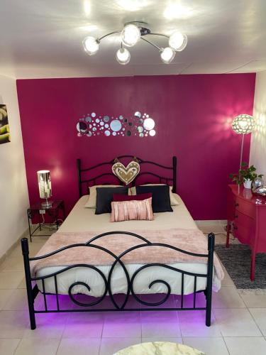 Gite des 2 arbres de la sagesse , agréable chalet avec spa privatif