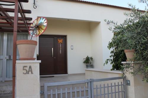 Modern spotless house with full privacy and WiFi in Aglantzia Nicosia