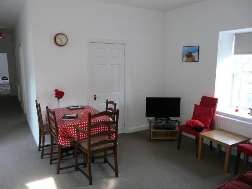 Televisyen dan/atau pusat hiburan di The Torrs Apartments New Mills