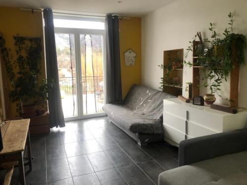 Photo de la galerie de l'établissement Chez Bel Isa charmant T3, à Tallard