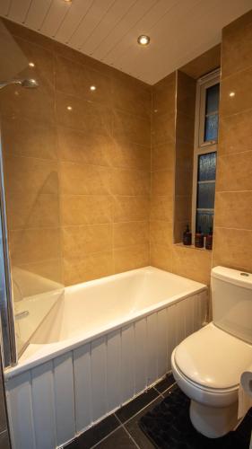 Urban Luxe Stays - Purbrook Bridge photo 4