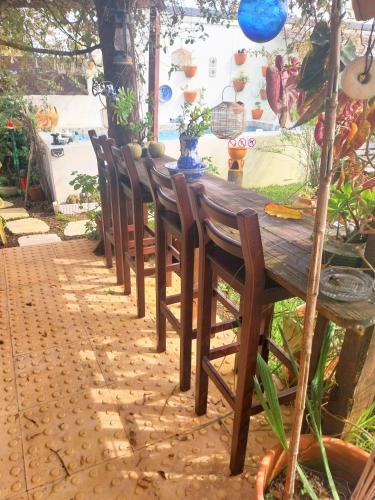 Κήπος έξω από το Beach House Babylon guest house with kitchenette and garden