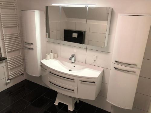 Un baño de Komfortable gepflegte Einfamilienhaus-max 8 Pers