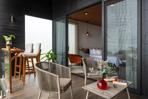 Χώρος καθιστικού στο ÉWA Homes Monteverde