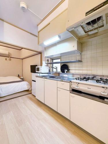 Dai3kuboi by b hotel - 1BR Near Peace Park Kitchen & Amenities for Long Stay