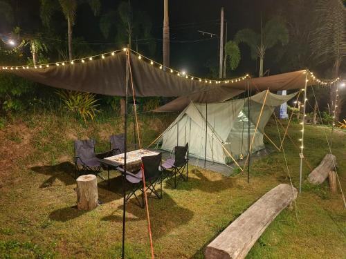 Taman di luar บ้านพอเพียงเชียงดาว BanPorPiangChiangDao