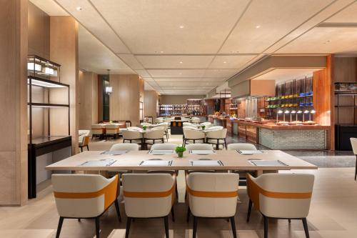 Εστιατόριο ή άλλο μέρος για φαγητό στο Crowne Plaza Jingmen by IHG