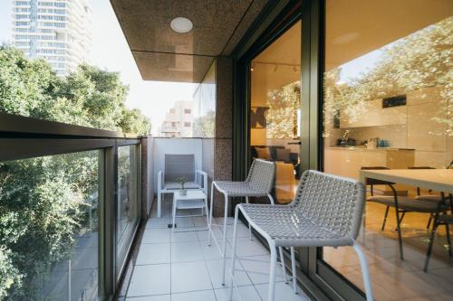 Μπαλκόνι ή βεράντα στο Meir Dizengoff Residence with Shelter