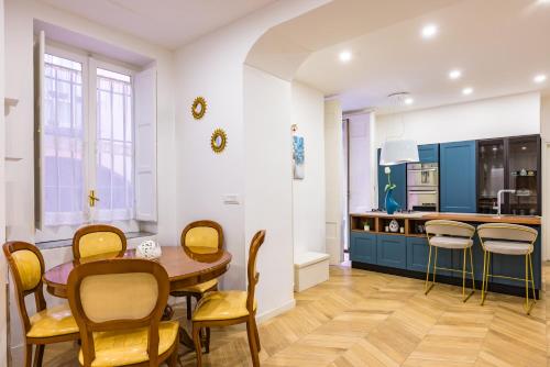 Palazzo Loffredo by NapoliApartments