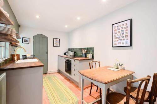 Host & Stay - Hanover Rest photo 10