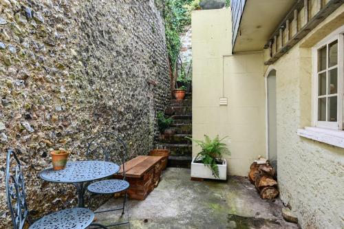 Host & Stay - Hanover Rest photo 17