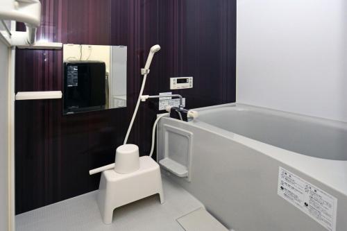 Bilik mandi di LM401 Osaka Apartment Near Tsutenkaku Namba USJ Max 5pax Imamiya 大阪 通天閣 難波 USJ近く 最大5名 今宮 アパートメント