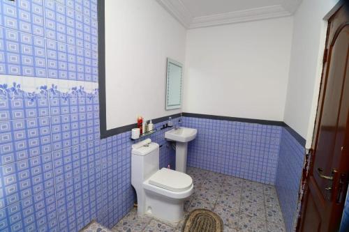 Bilik mandi di Marvins Villa
