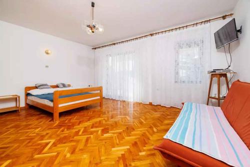 Apartments in Dramalj 5747 B