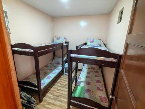 Postel nebo postele na pokoji v ubytování Elyn's Guesthouse - Three Transient Units in Davao City - Total 5 rooms, 3 t & b for exclusive use