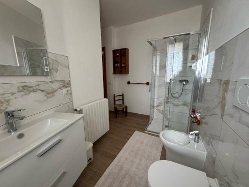 Koupelna v ubytování B&B Il Mirto