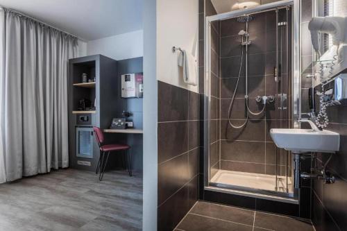 Ένα μπάνιο στο SMARTY Hotel Euler Homburg, Saar - KONTAKTLOSER SELF CHECK-IN