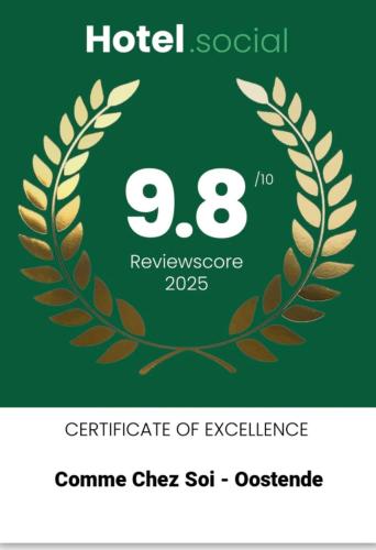 a certificate of excellence with a laurel wreath at Lichtrijk en comfortabel hoekappartement met gratis parking en zeer centraal gelegen - Comme Chez Soi in Ostend