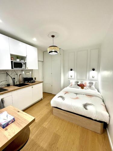 Apartment - Paris 11th