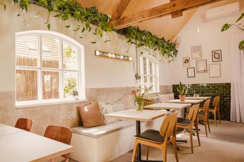 Χώρος καθιστικού στο Boutiquehotel & Tiny houses PLEK17