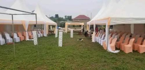 Φωτογραφία από το άλμπουμ του ACP Hotel-Kigogwa σε Wakiso