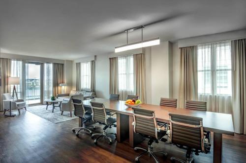 Residence Inn by Marriott Washington, DC National Mall Image