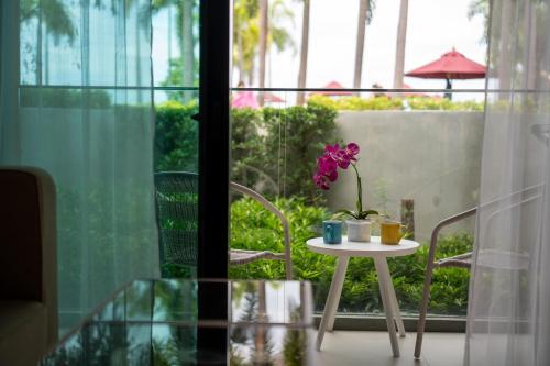Κήπος έξω από το Private Residents in Surin Mida