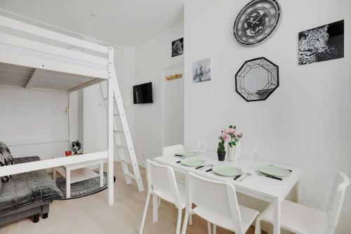 Cosy Apartement in heart of Batignolles