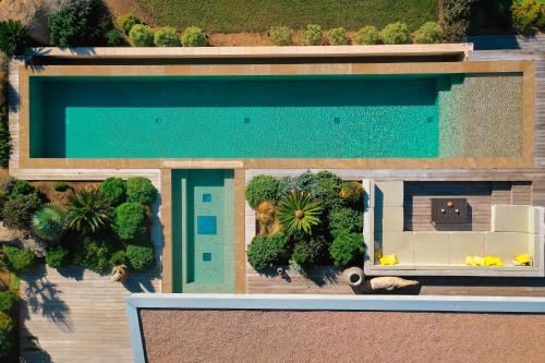 Villa SUNSET- 5 chambres, piscine et vue mer