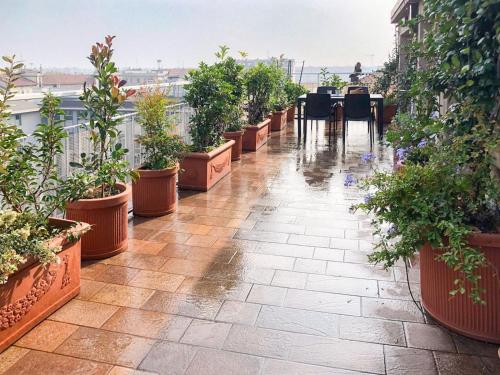 Penthouse in the sky with 30 sqm terrace Milan Central Station