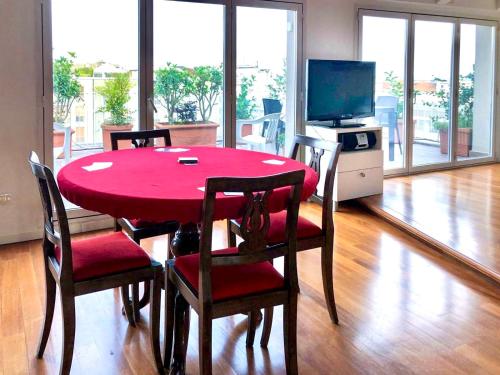 Penthouse in the sky with 30 sqm terrace Milan Central Station
