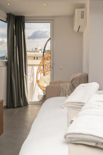 The Minion Elegant Suite - Acropolis View