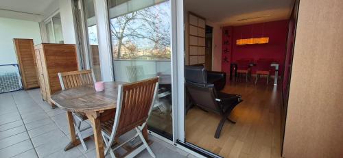 Posedenie v ubytovaní Apartamento en Avenida Diagonal - Torre Glorias - Ángeles Terraza