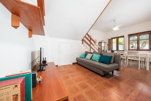 Ruang duduk di Holiday Home Il piparello