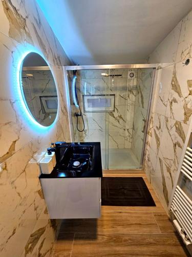 Ένα μπάνιο στο Jolie petite maison