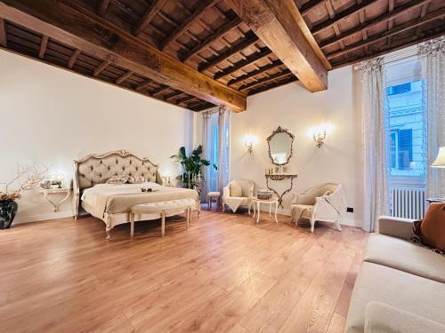 Area soggiorno di Trevi Fountain Elegant Apartment