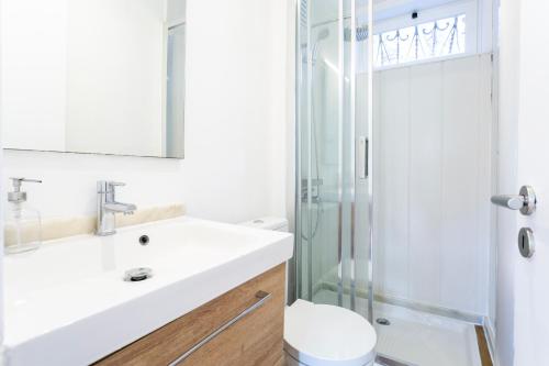 Lisbon perfect 1 bdr flat with air conditioner!