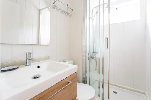 Lisbon great 1 bdr flat with air condicioner!