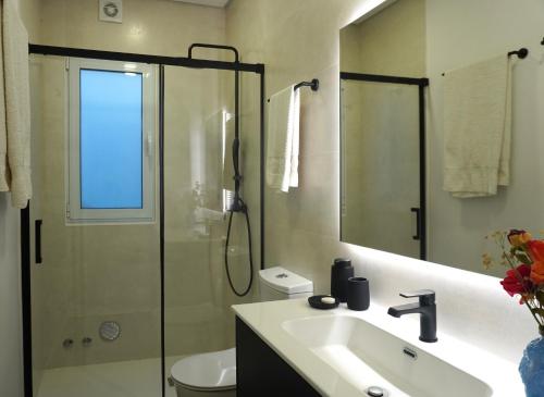 Et badeværelse på Casa do Lado - Vila Franca do Campo - AL