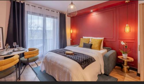 Studio moderne chaleureux et calme