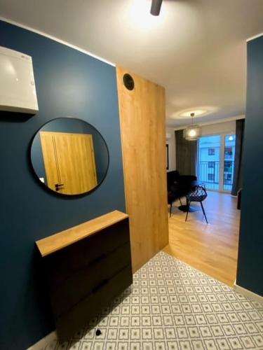 Μια τηλεόραση ή/και κέντρο ψυχαγωγίας στο LOFT APARTAMENT IV Namysłów