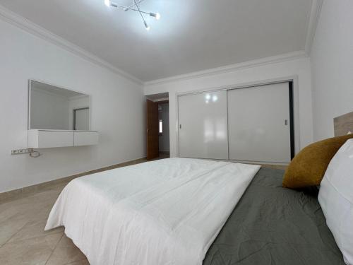 Кровать или кровати в номере Elegante apartamento con dos terrazas en el Centro