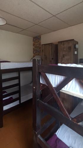 Μία ή περισσότερες κουκέτες σε δωμάτιο στο Hostel Estacion Mendoza