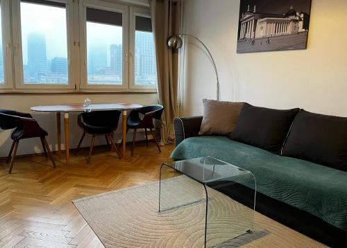 Posedenie v ubytovaní DELUXE WIDOK 24 APARTMENT