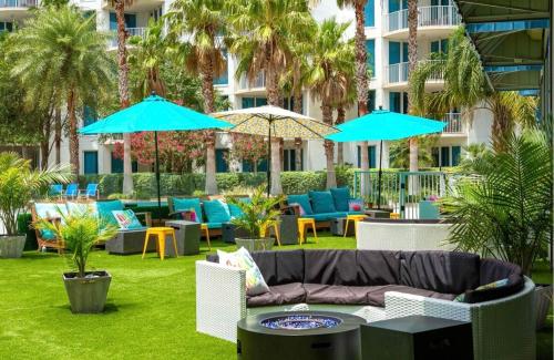 5 Star Resort 2BR 2 BATH King Suite Shuttle Pools Across from Beach 2208 photo 23