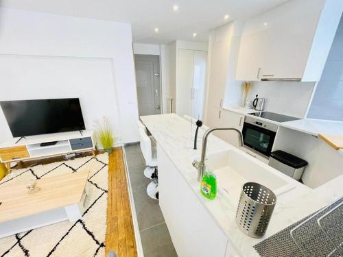 Photo de la galerie de l'établissement SATURNE - Modern flat next to Annemasse Station, à Annemasse